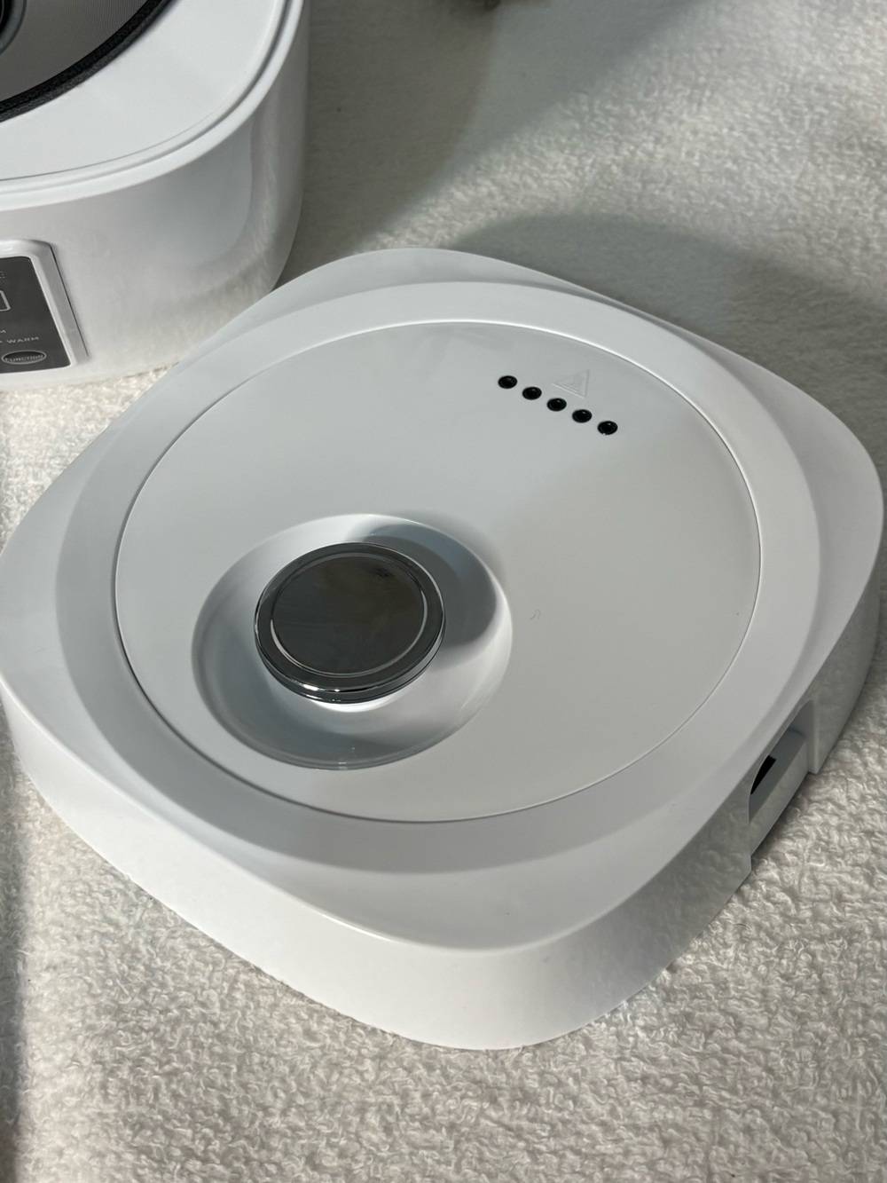 White Multi-Function Rice and Slow Cooker - Picture 8 of 11